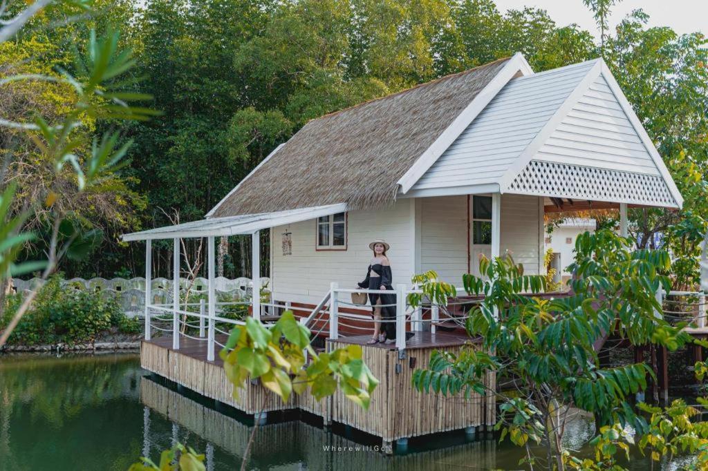 Anavilla Tangke Resort Khanom Exterior photo